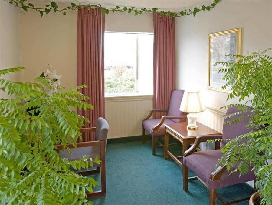 Americas Best Value Inn And Suites Albemarle Экстерьер фото